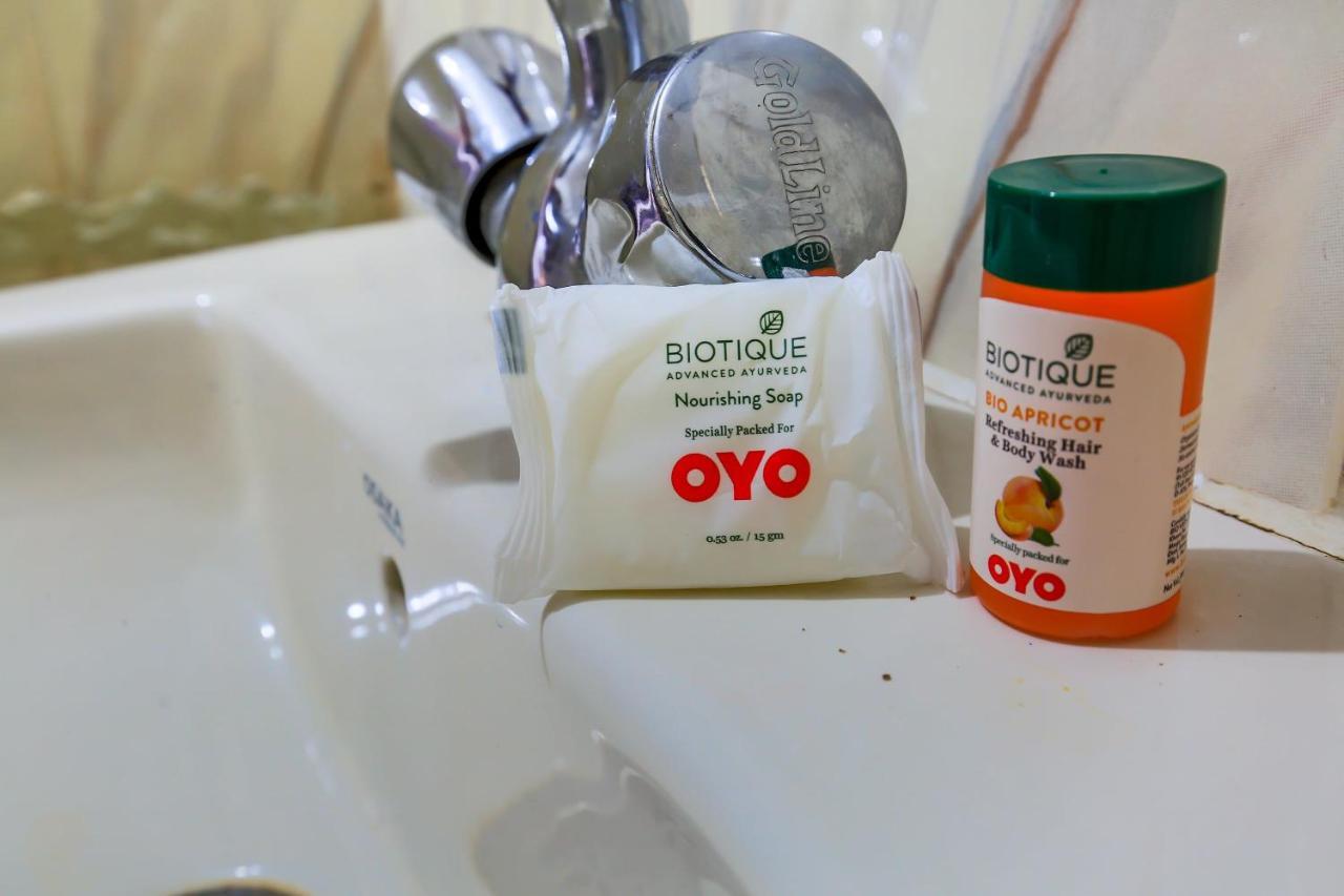 古瓦哈提 Oyo 14431 Sai Nivas酒店 外观 照片